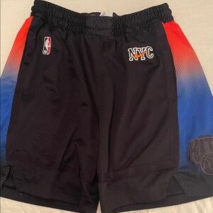 Kith New York Knicks Nike shorts preowned size Large